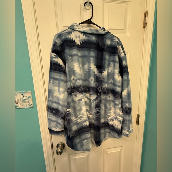 Fleece Top - Picture 4 of 6